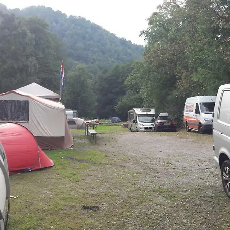 Bivakboerderij Stoumont